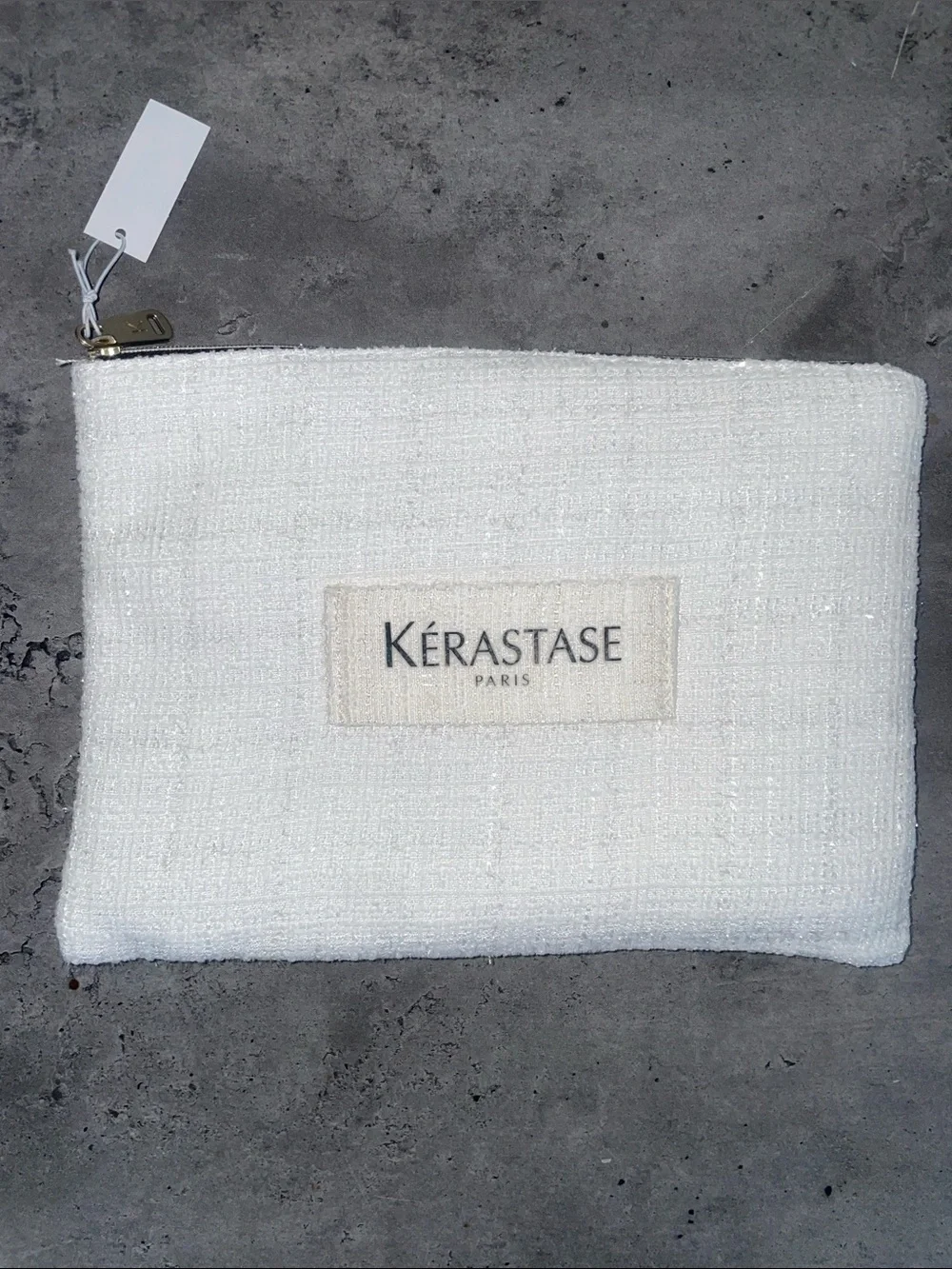 Kérastase White Textured Cosmetic Pouch